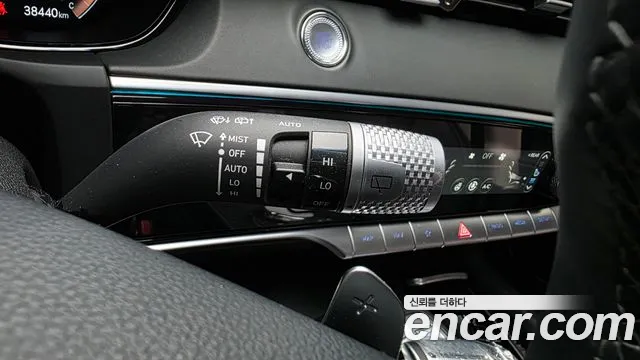Genesis GV70 2.5T Бензин 2WD — Фото автомобиля 24