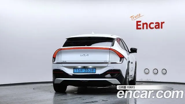 Kia EV6 — Фото автомобиля 4