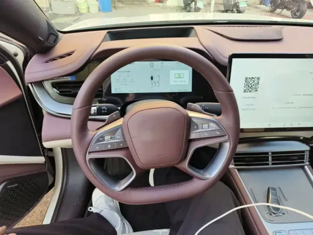 BYD Seal 07 DM-i — Фото автомобиля 10