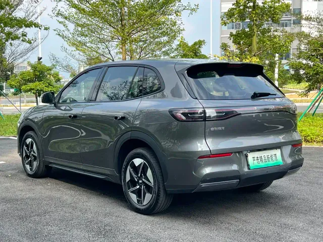 Geely Galaxy E5 — Фото автомобиля 6