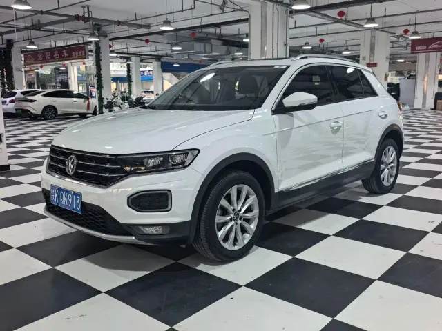 Фотография автомобиля — Volkswagen T-Roc