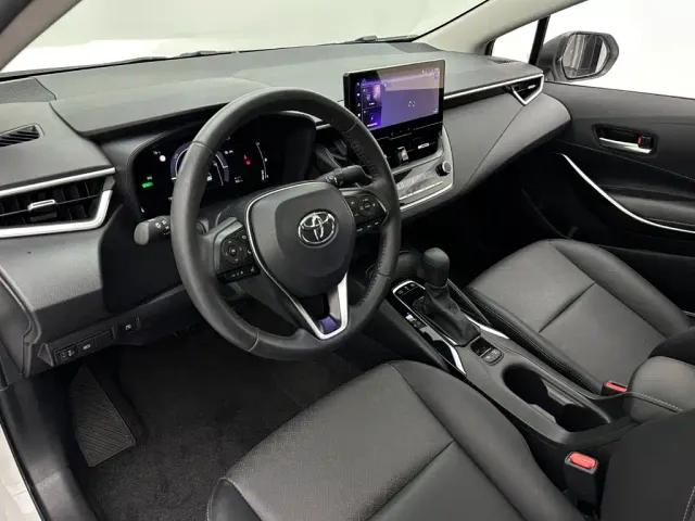 Toyota Corolla — Фото автомобиля 16