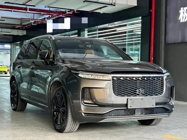 Li Auto ONE — Фото автомобиля 3