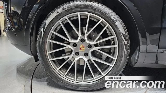 Porsche Cayenne PO536 — Фото автомобиля 5