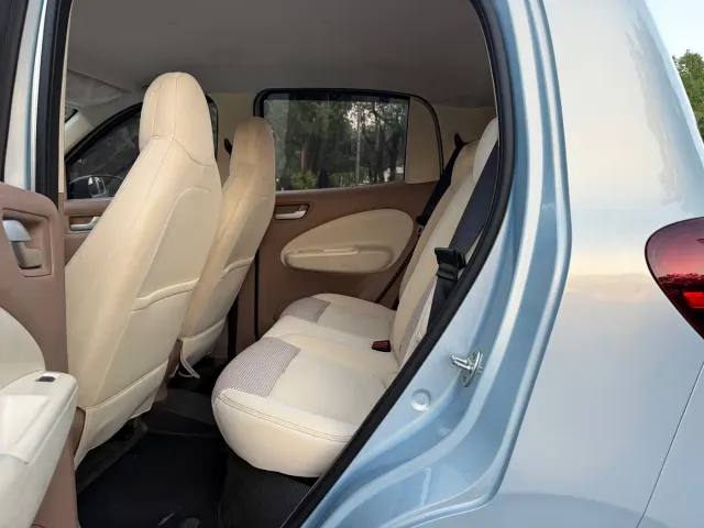 Wuling Hongguang Mini EV — Фото автомобиля 5