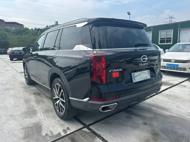 GAC Trumpchi GS8 — Фото автомобиля 21