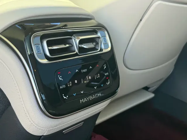 Mercedes-Benz Maybach S-Class — Фото автомобиля 15