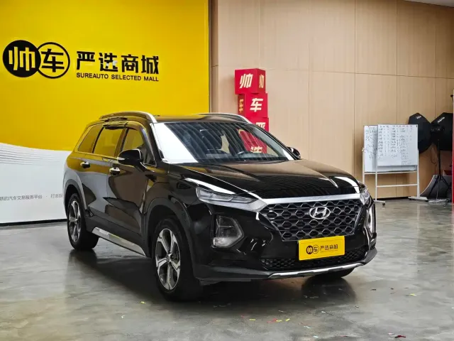 Hyundai Santa Fe — Фото автомобиля 3