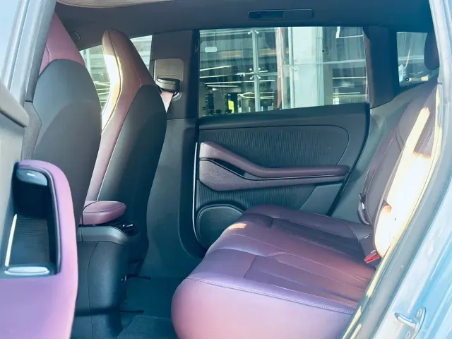 Nio ET5 Touring — Фото автомобиля 7