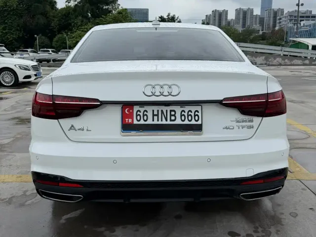 Audi A4L — Фото автомобиля 9