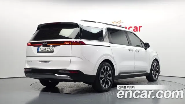 Kia Carnival 4th Gen — Фото автомобиля 2