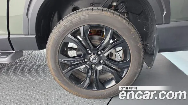 KG_Mobility_Ssangyong Rexton Новый Rexton Sport Khan Дизель 2.2 4WD — Фото автомобиля 17