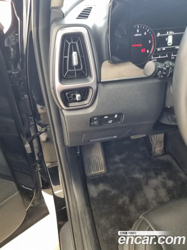 Kia Sorento Sorento 4-е поколение Дизель 2.2 4WD — Фото автомобиля 13