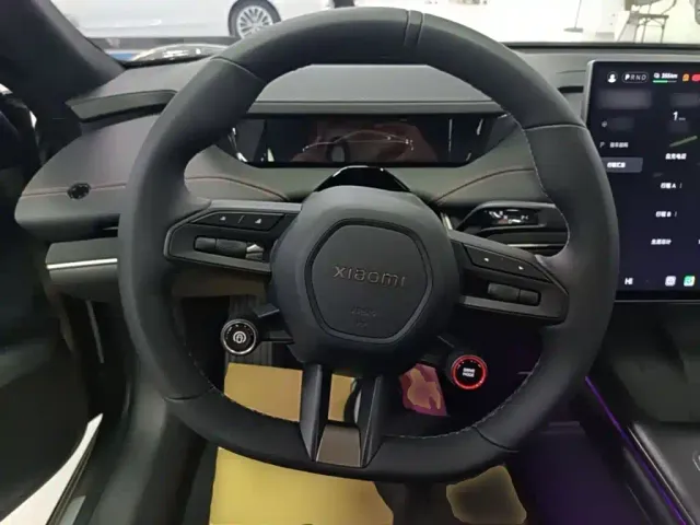 Xiaomi SU7 — Фото автомобиля 10