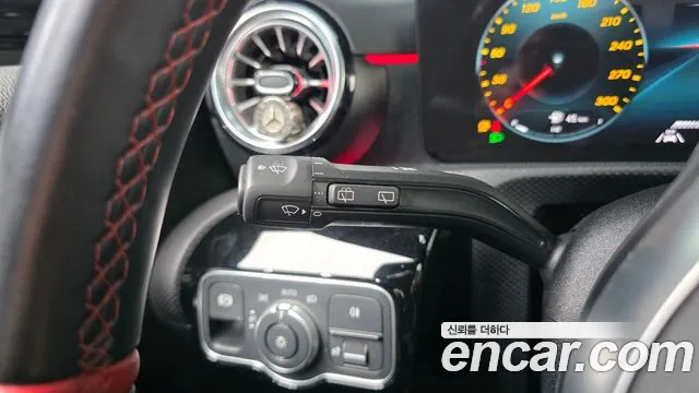 Mercedes-Benz A-Class — Фото автомобиля 20