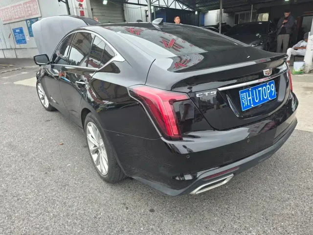 Cadillac CT5 — Фото автомобиля 8