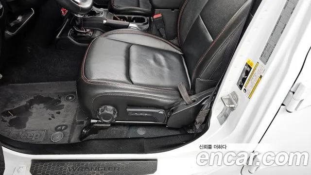 Jeep Wrangler Wrangler (JL) — Фото автомобиля 18