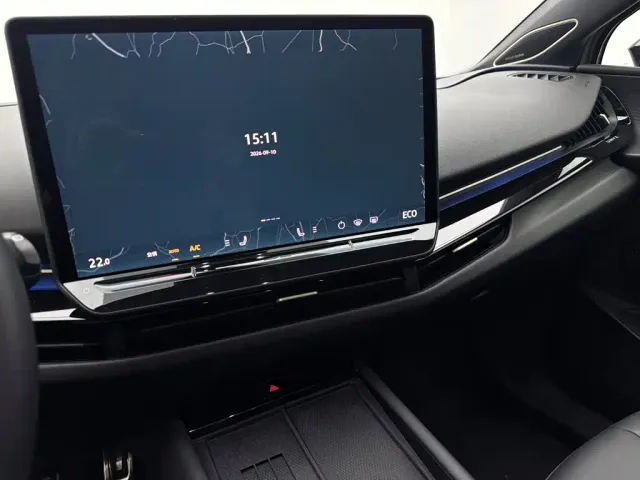 Volkswagen ID. Unyx 06 — Фото автомобиля 12
