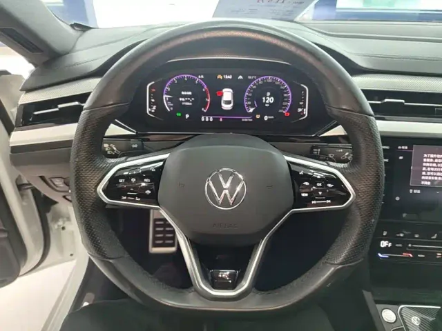 Volkswagen CC — Фото автомобиля 10