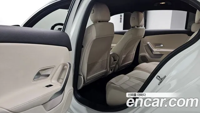 Mercedes-Benz A-Class W177 — Фото автомобиля 16