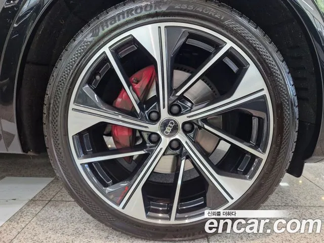 Audi SQ5 3.0 TFSI quattro Sportback — Фото автомобиля 5