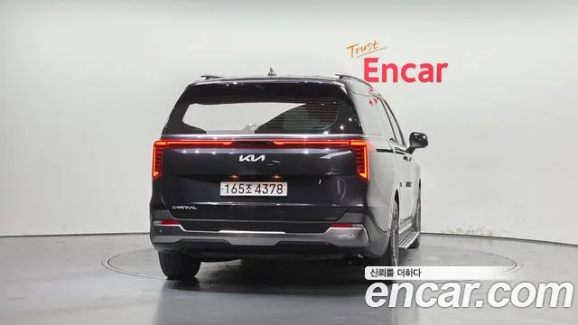 Kia Canival Новый Carnival 4 поколение Дизель 7 мест Signature — Фото автомобиля 4