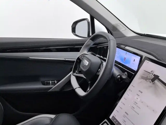 Geely Boyue L — Фото автомобиля 22