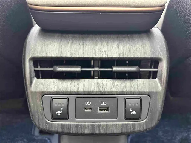 Nissan Ariya — Фото автомобиля 16