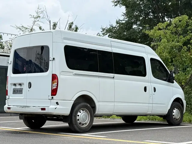 Maxus Xintu V80 — Фото автомобиля 6