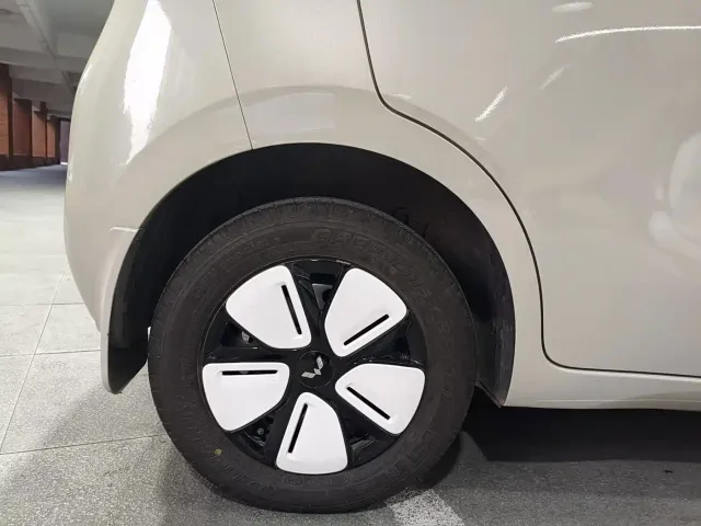 Wuling Hongguang Mini EV — Фото автомобиля 18