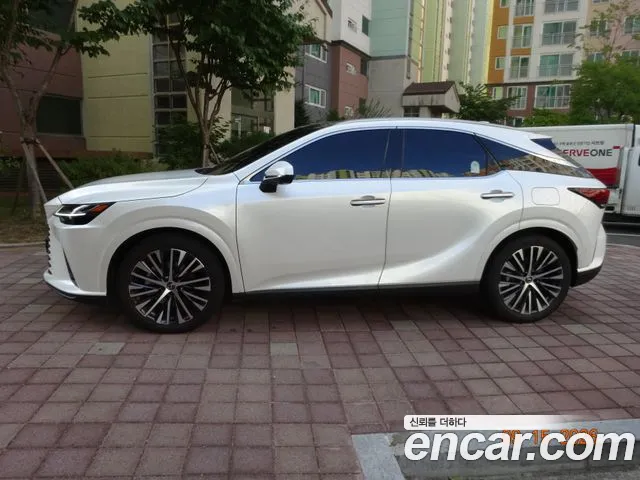 Lexus RX — Фото автомобиля 2