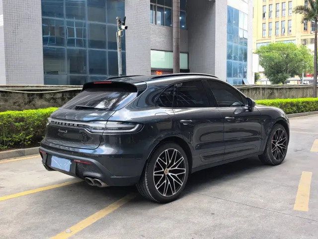 Porsche Macan — Фото автомобиля 12