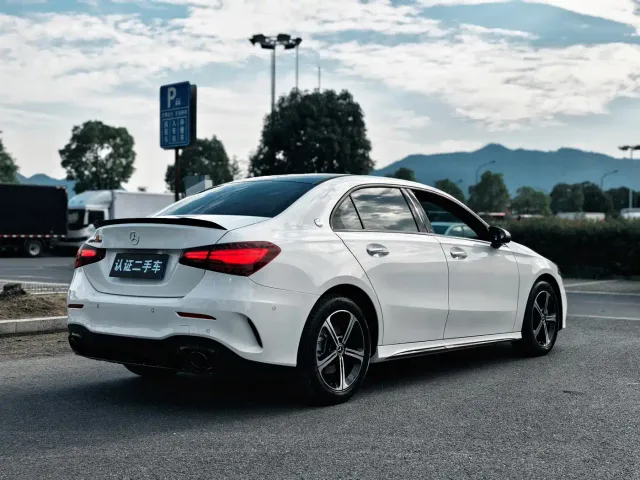 Mercedes-Benz A-Class — Фото автомобиля 4