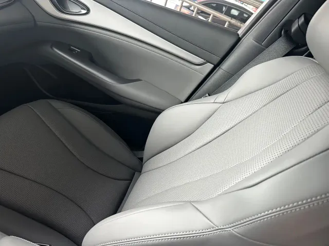 BYD Seal 07 DM-i — Фото автомобиля 26