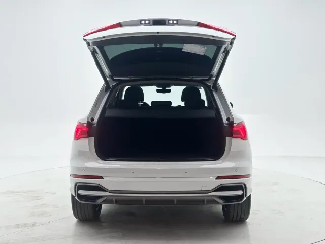 Audi Q3 — Фото автомобиля 5