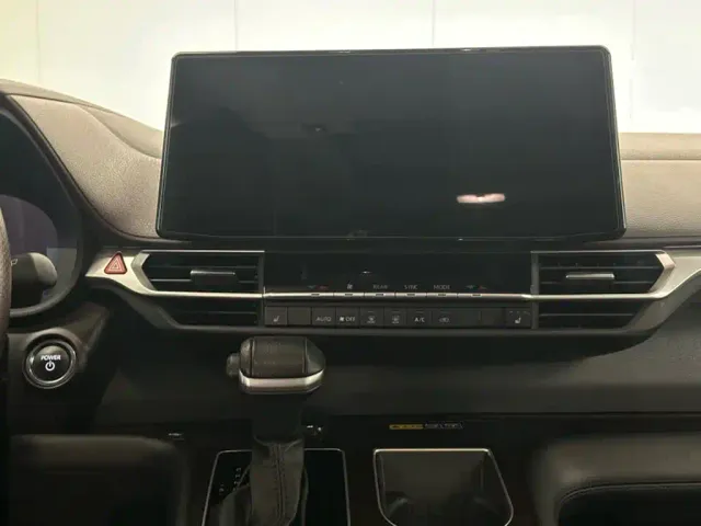 Toyota Granvia — Фото автомобиля 14