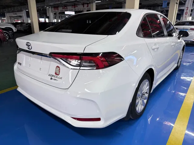 Toyota Corolla — Фото автомобиля 19