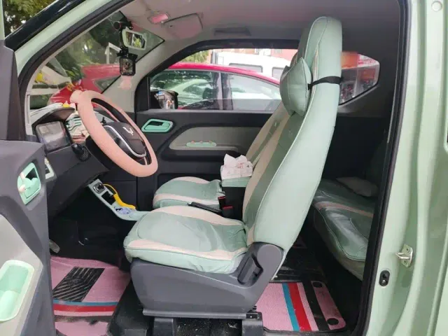 Wuling Hongguang Mini EV — Фото автомобиля 7