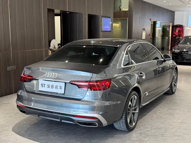 Audi A4L — Фото автомобиля 14