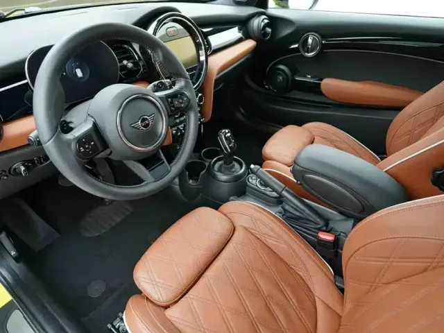 MINI MINI 2023 Facelift 2.0T COOPER S Artist — Фото автомобиля 9