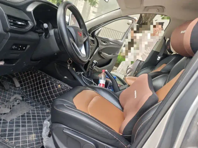 Wuling Hongguang S3 — Фото автомобиля 7
