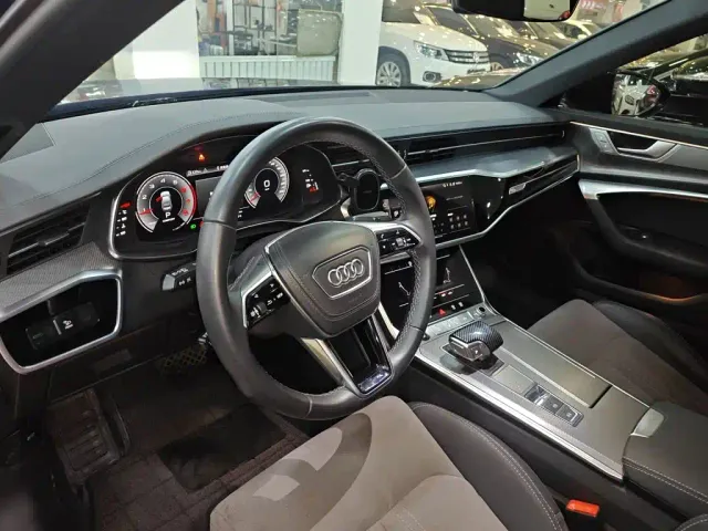 Audi A6L — Фото автомобиля 12