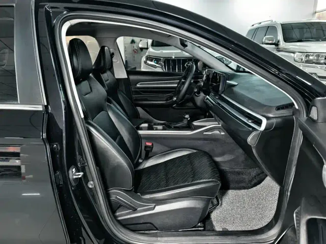 Geely Emgrand — Фото автомобиля 11