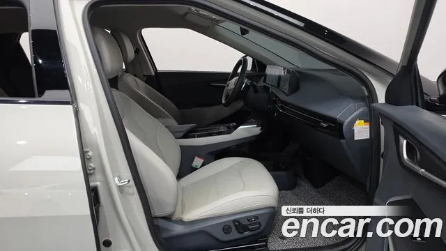 Kia EV6 — Фото автомобиля 11