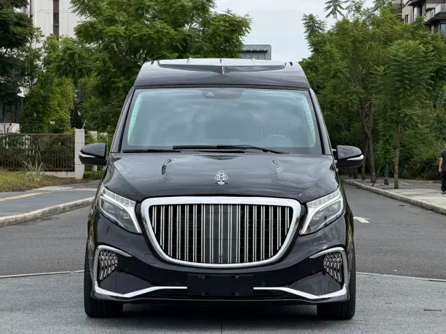 Mercedes-Benz V-Class — Фото автомобиля 3