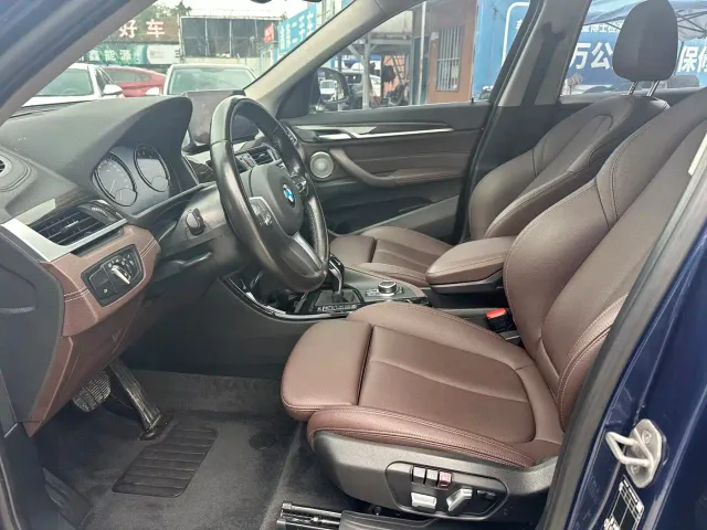 BMW X1 — Фото автомобиля 9