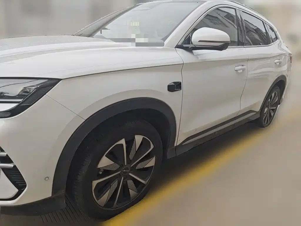 BYD Song PLUS PHEV 2025 EV Smart Driving Edition 520km Luxury — Фото автомобиля 2
