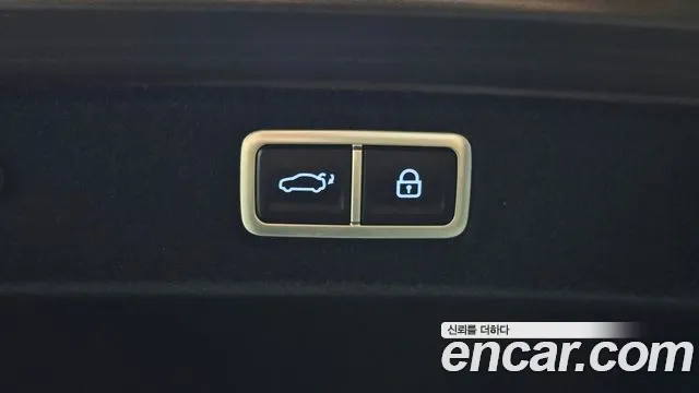 Hyundai Grandeur GN7 — Фото автомобиля 18