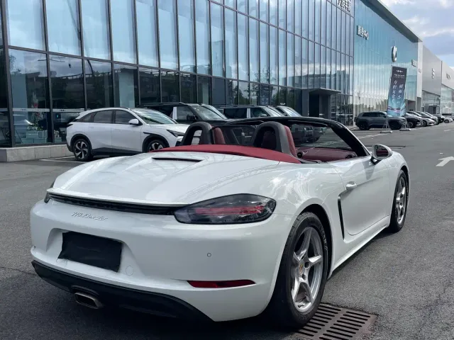 Porsche 718 — Фото автомобиля 21