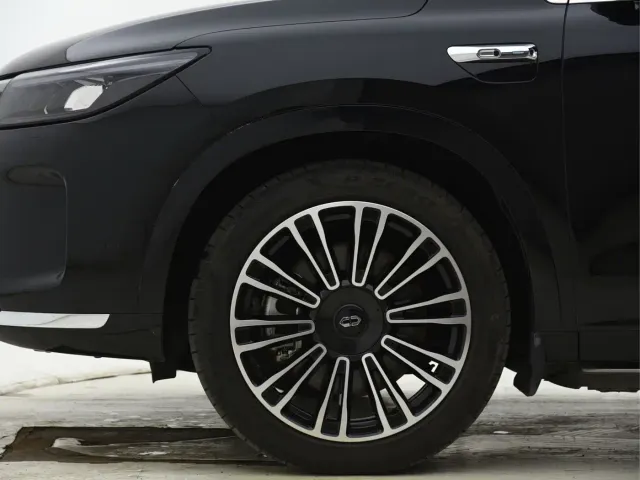 Aito M7 — Фото автомобиля 14